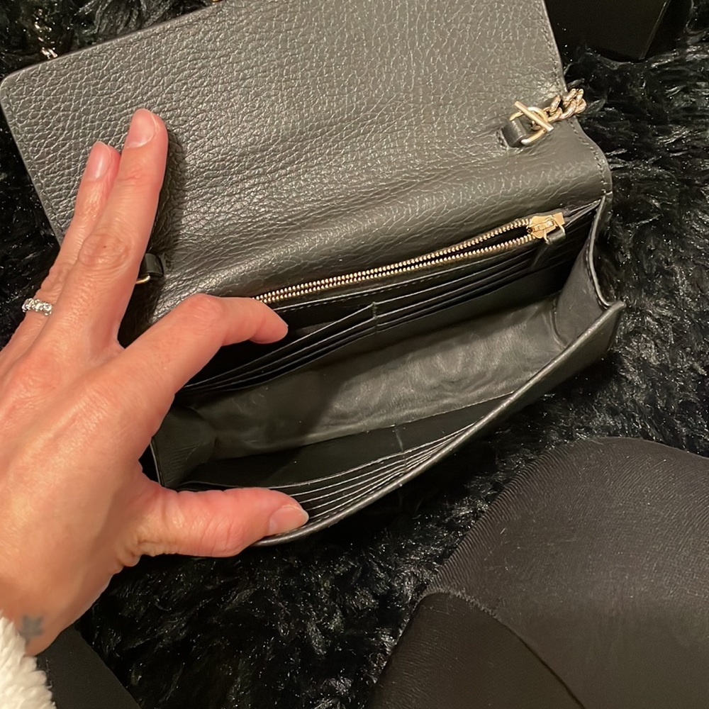 Gucci wallet purse crossbody. - Picture 2 of 6